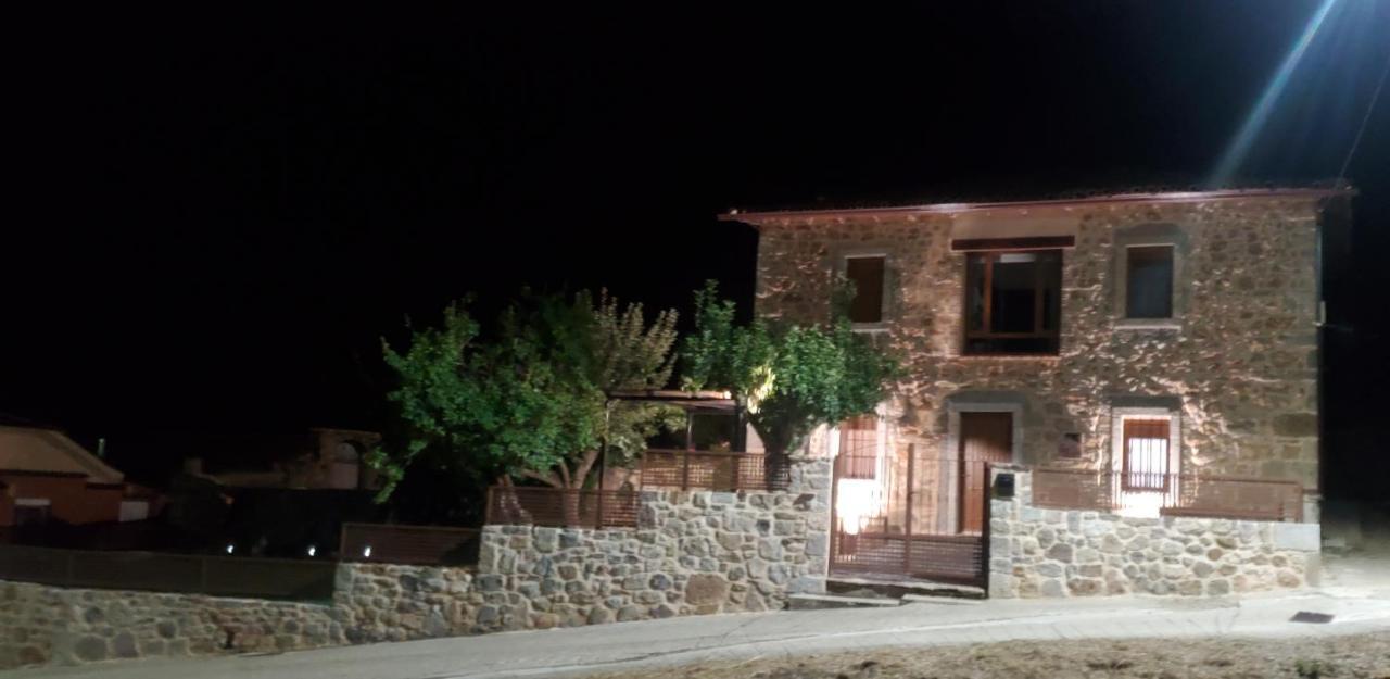 Casa Rural Carmen Luna Mallo de Luna エクステリア 写真
